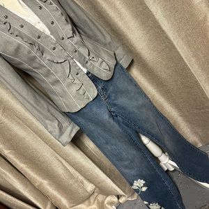 WHBM Embroidered Boot cut jeans Sz 4